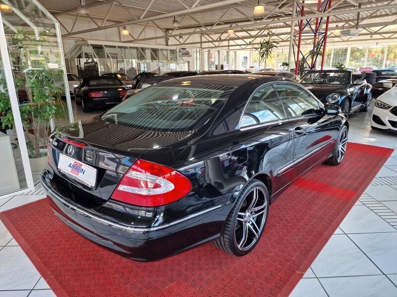Gebraucht Mercedes CLK320 218 PS (160 kW) 2005 Schwarz Coupé
