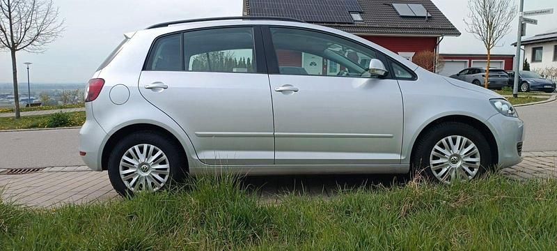Gebraucht VW Golf Plus Cross Trendline 102 PS (75 kW) 2009 Silber Van / Kleinbus