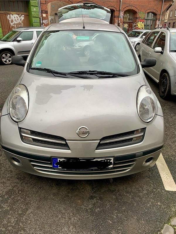 Grau Gebraucht 2005 Nissan Micra Kleinwagen | 500 € (Superpreis) - Bild 1/4