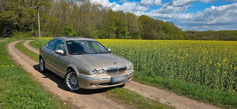 Second-hand Jaguar X-type 196 CP (144 kW) 2003 Auriu Berlinǎ