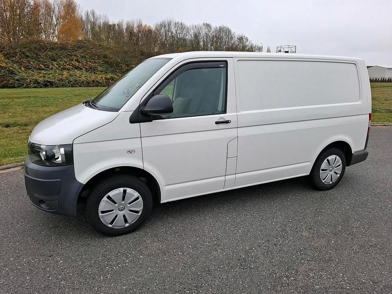 Weiß Gebraucht 2013 VW Transporter Van | 12.800 € - Bild 1/3