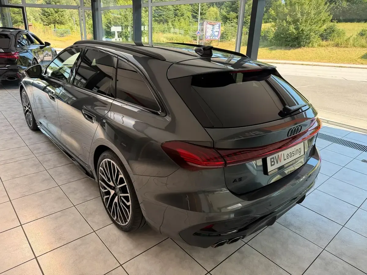 Gebraucht Audi A5 S-Line 204 PS (150 kW) 2026 Grau Kombi