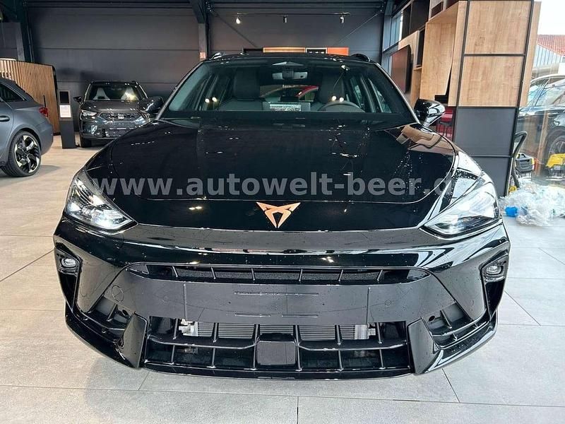 Neu Cupra Leon 150 PS (110 kW) 2026 Midnight black metallic Kombi