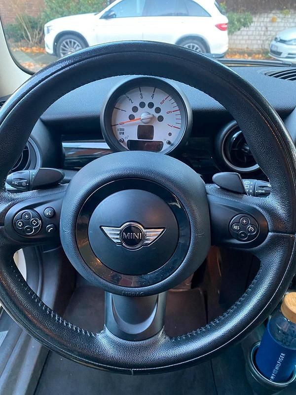 Beige Gebraucht 2014 Mini ONE Kleinwagen | 8.400 € - Bild 1/4