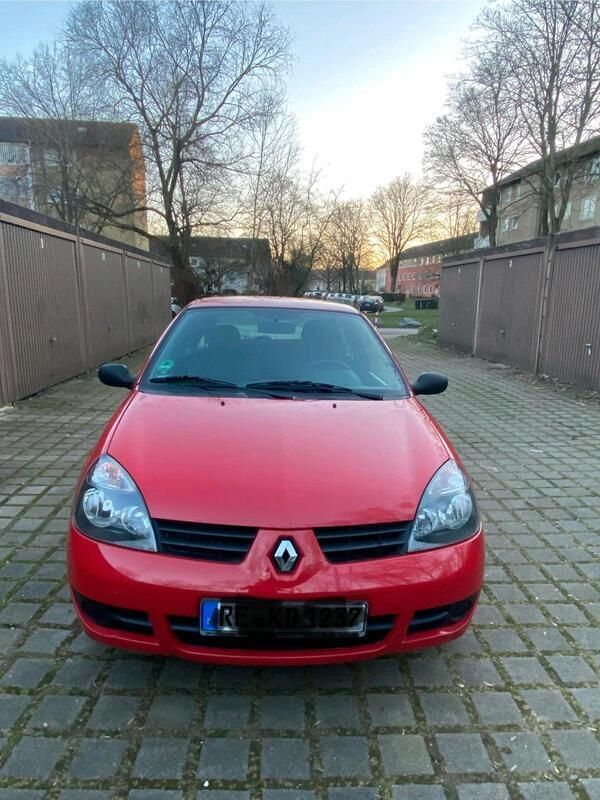Rot Gebraucht 2009 Renault Clio II Kleinwagen | 2.100 € (Fairer Preis) - Bild 1/4