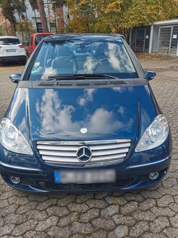 Blau Gebraucht 2005 Mercedes A200 Elegance Limousine | 4.300 € (Superpreis) - Bild 1/4