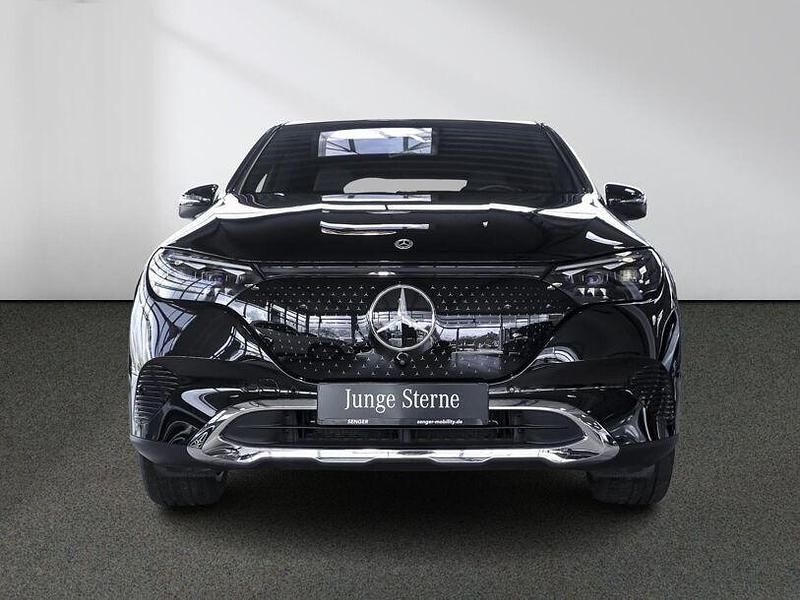 Gebraucht Mercedes EQE300 180 kW (245 PS) 2024 Lack obsidianschwarz met SUV