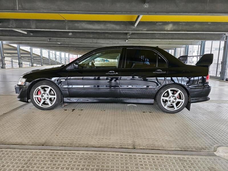 Schwarz Gebraucht 2005 Mitsubishi Lancer Limousine | 39.550 € - Bild 1/4