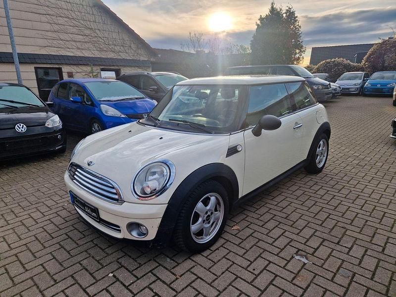 Gebraucht Mini ONE 75 PS (55 kW) 2010 Weiß Kleinwagen