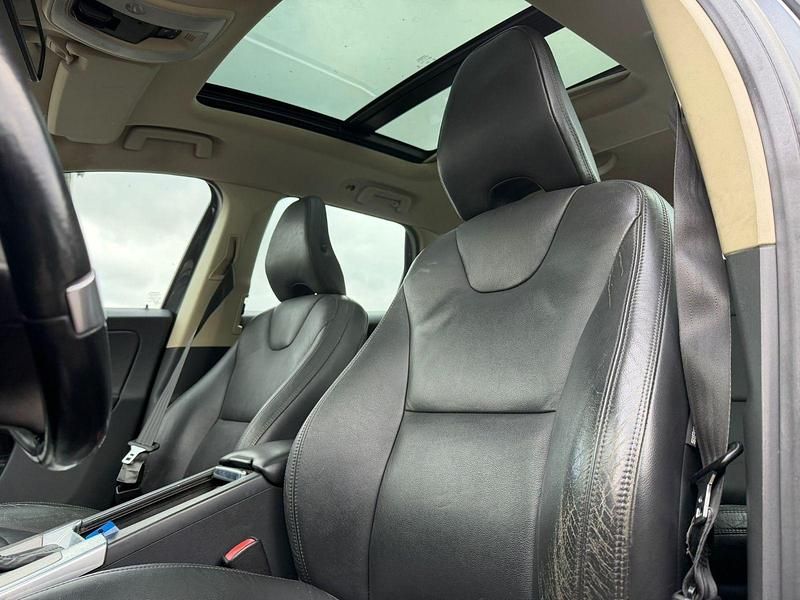 Gebraucht Volvo XC60 Summum 215 PS (158 kW) 2013 Grau SUV