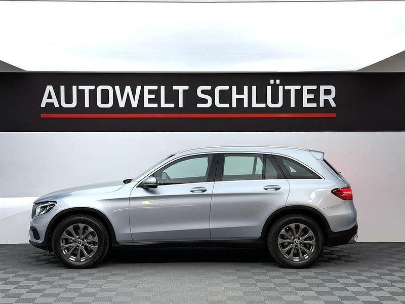 Gebraucht Mercedes GLC250 211 PS (155 kW) 2017 Silber SUV
