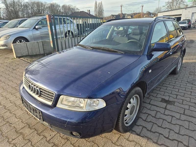 Blau Gebraucht 2000 Audi A4 Kombi | 2.901 € (Fairer Preis) - Bild 1/4