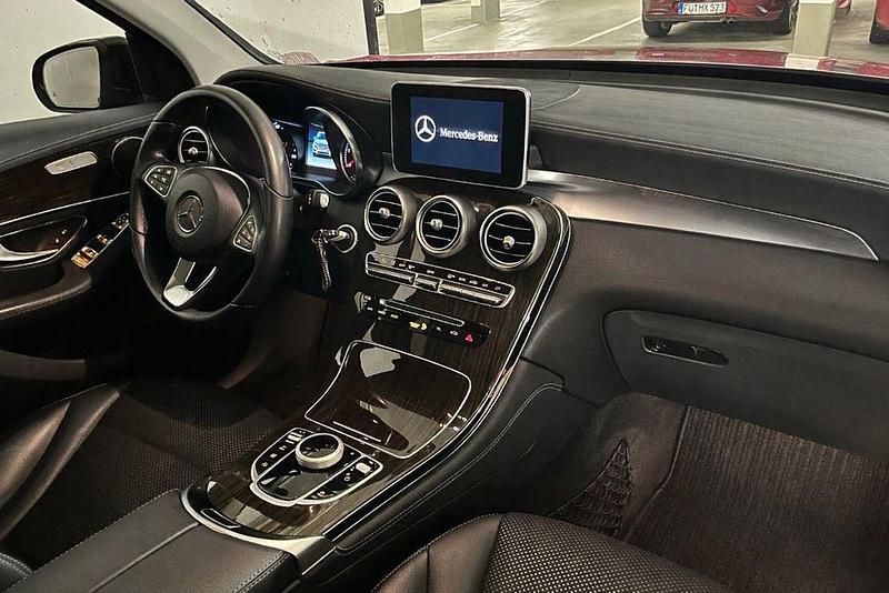 Gebraucht Mercedes GLC220 170 PS (125 kW) 2017 Schwarz SUV