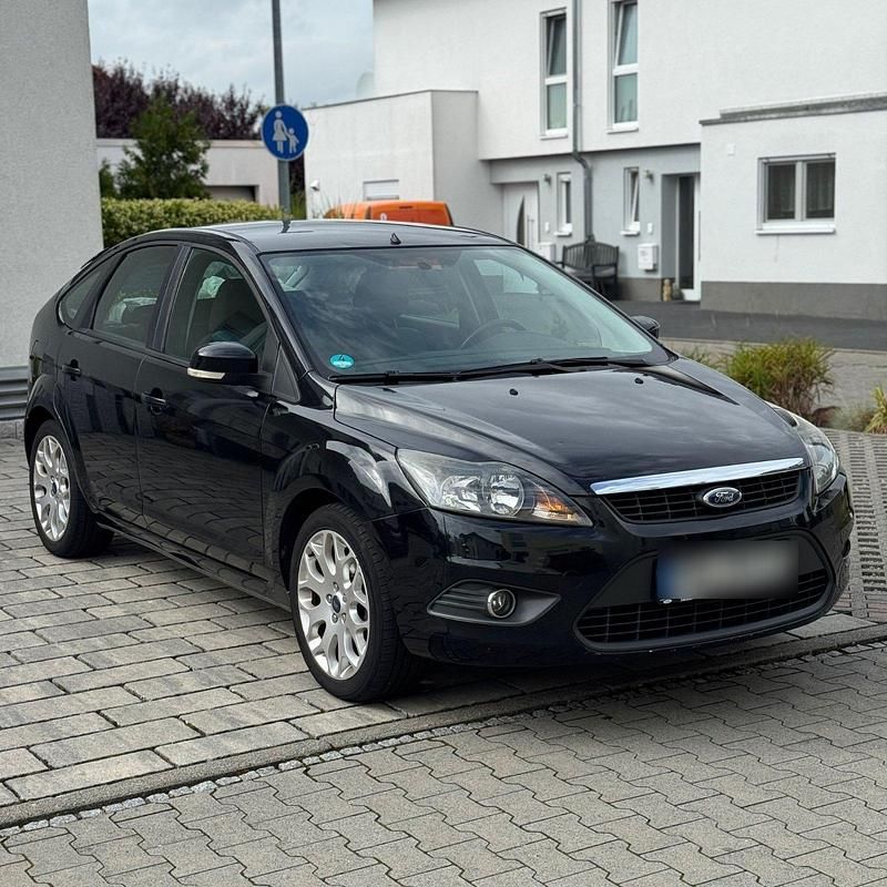 Gebraucht Ford Focus 101 PS (74 kW) 2011 Schwarz Limousine