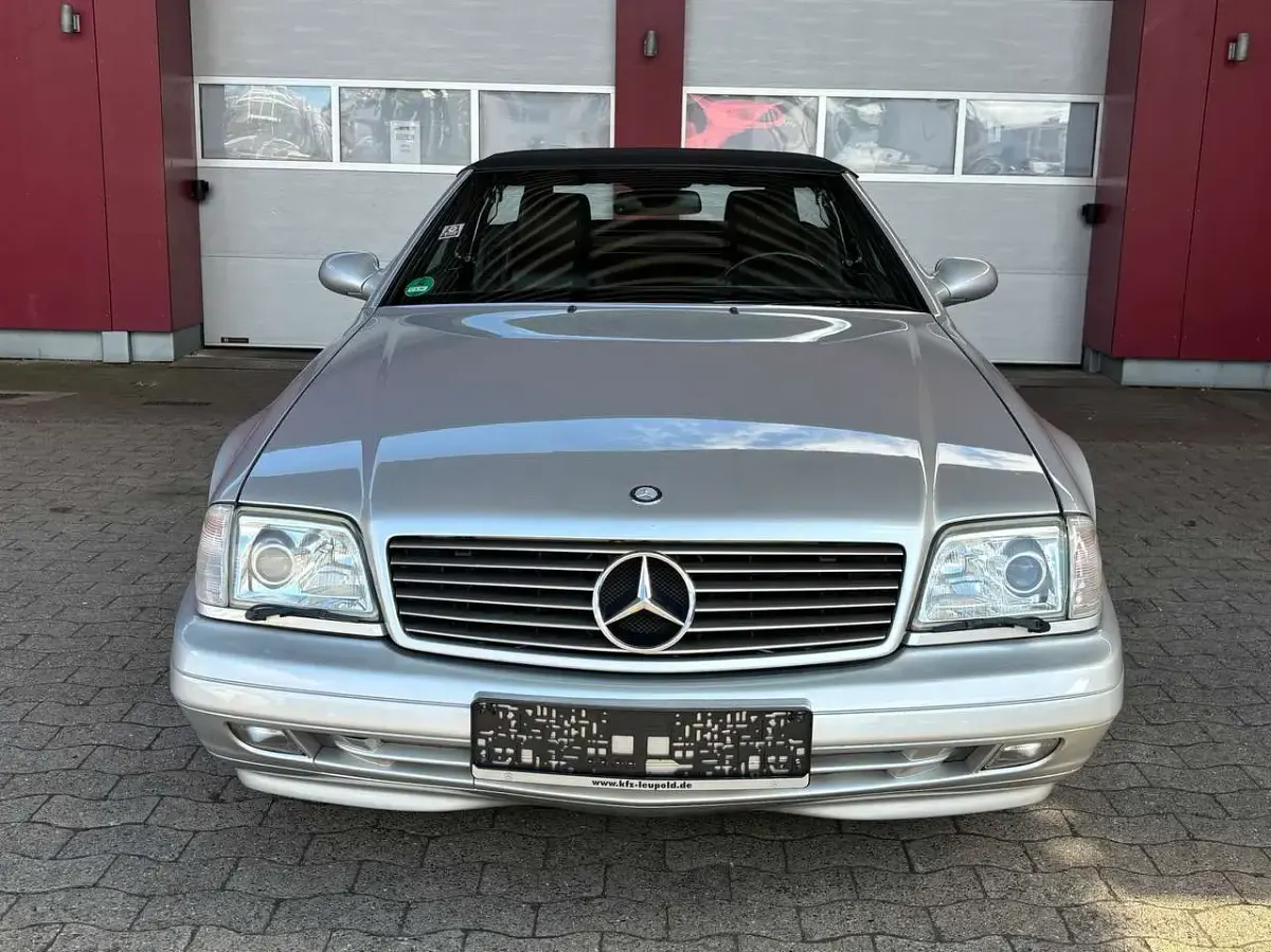Gebraucht Mercedes SL320 224 PS (164 kW) 1998 Silber Cabrio