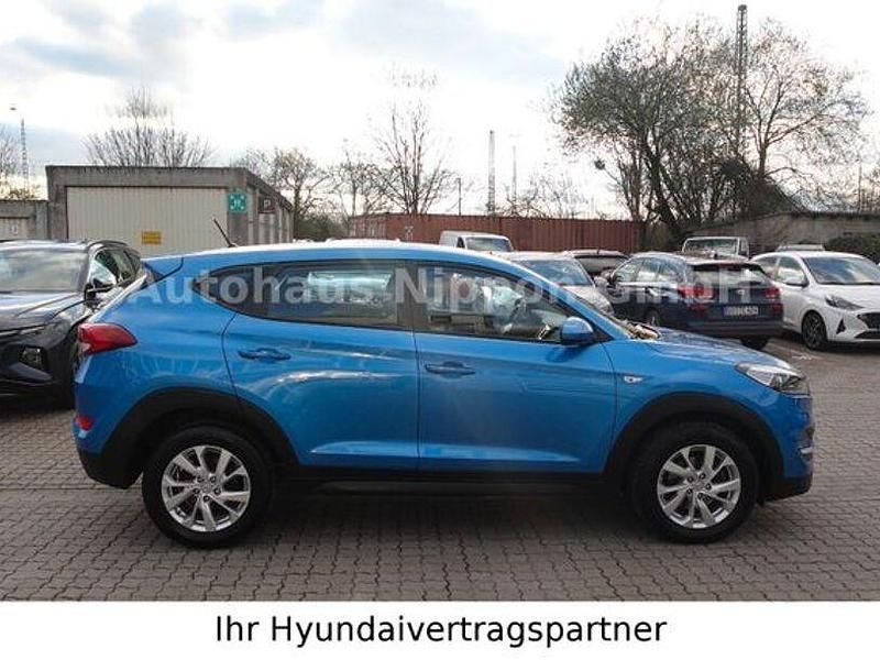 Gebraucht Hyundai Tucson Classic 116 PS (85 kW) 2016 Blau SUV