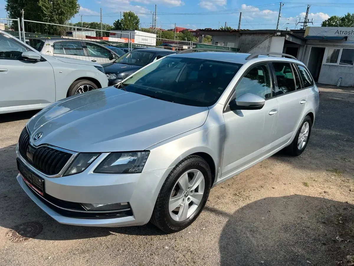 Gebraucht Skoda Octavia Style 150 PS (110 kW) 2020 Silber Kombi