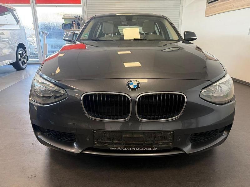 Gebraucht BMW 118 Advantage 143 PS (105 kW) 2014 Grau Kleinwagen