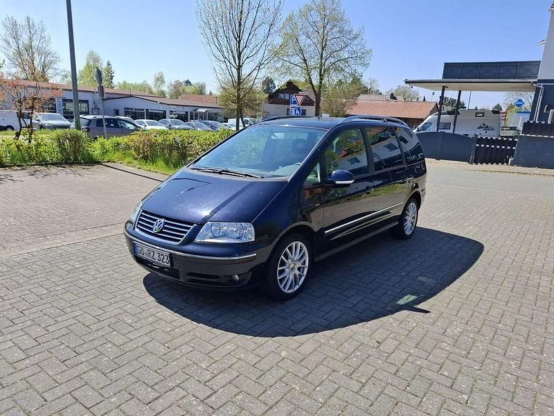 Second-hand VW Sharan 140 CP (102 kW) 2006 Albastru Monovolum