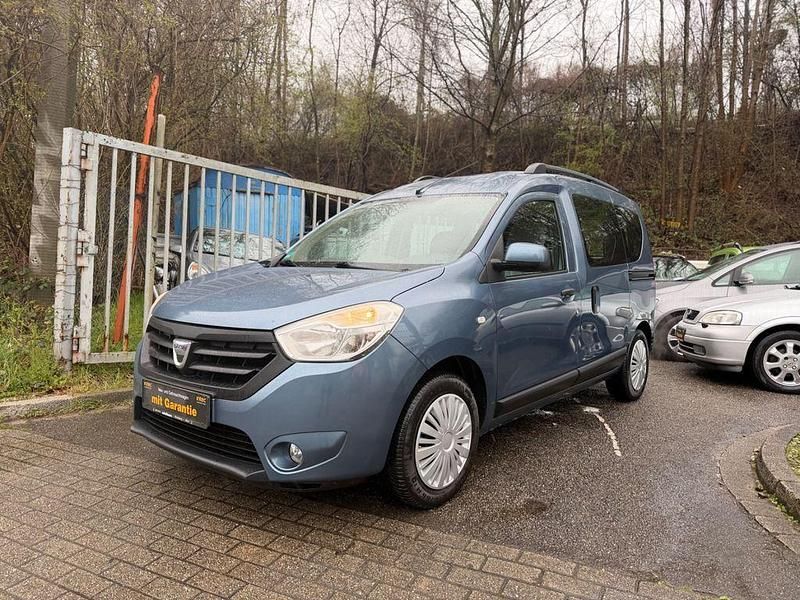 Gebraucht Dacia Dokker Lauréate 116 PS (85 kW) 2014 Blau Van / Kleinbus