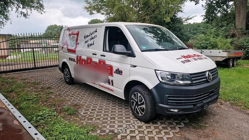 Weiß Gebraucht 2018 VW T6 Van | 15.500 € - Bild 1/4