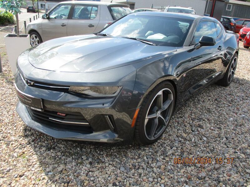 Grau metallic Gebraucht 2017 Chevrolet Camaro Coupé | 29.999 € (Fairer Preis) - Bild 1/4