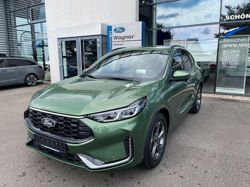 Neu Ford Kuga ST-Line X 152 PS (111 kW) 2025 Grün SUV
