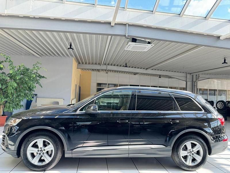 Usado Audi Q7 286 HP (210 kW) 2021 Preto SUV