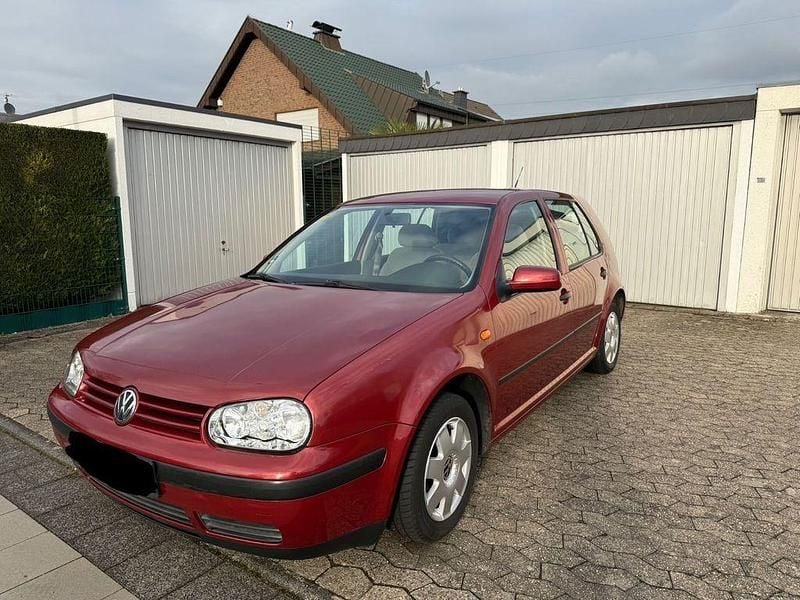 Gebraucht VW Golf III Basis 75 PS (55 kW) 1998 Rot Limousine