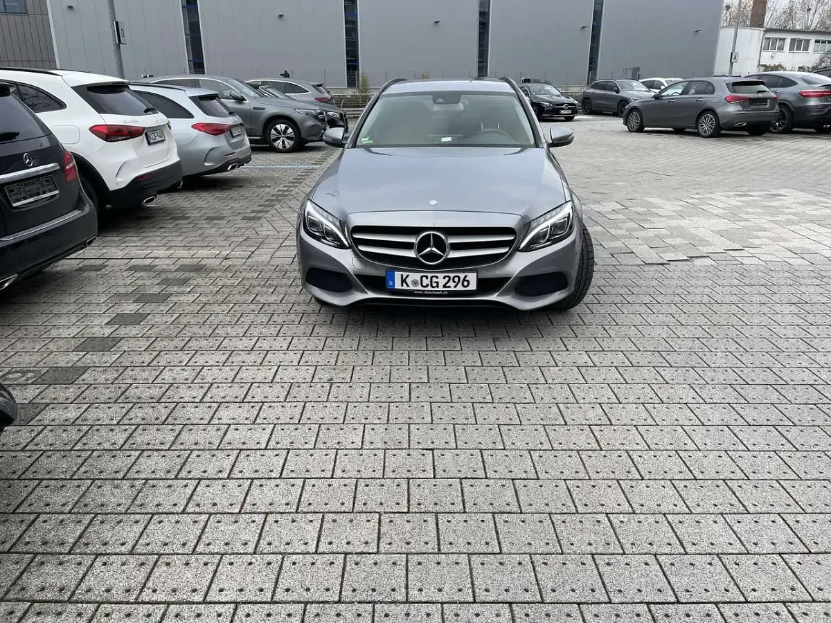 Gebraucht Mercedes C220 170 PS (125 kW) 2015 Grau Kombi