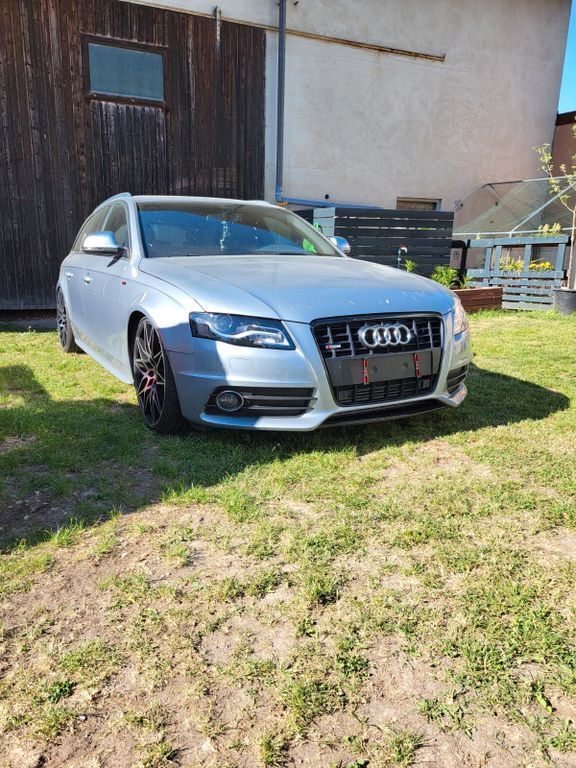 Grau Gebraucht 2009 Audi A4 S-Line Kombi | 6.750 € (Etwas zu teuer) - Bild 1/4