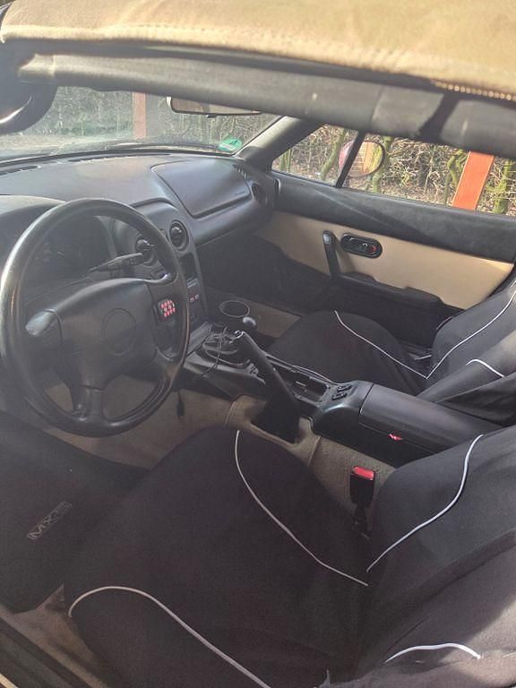 Gebraucht Mazda MX5 Cosmo 90 PS (66 kW) 1996 Rot Cabrio