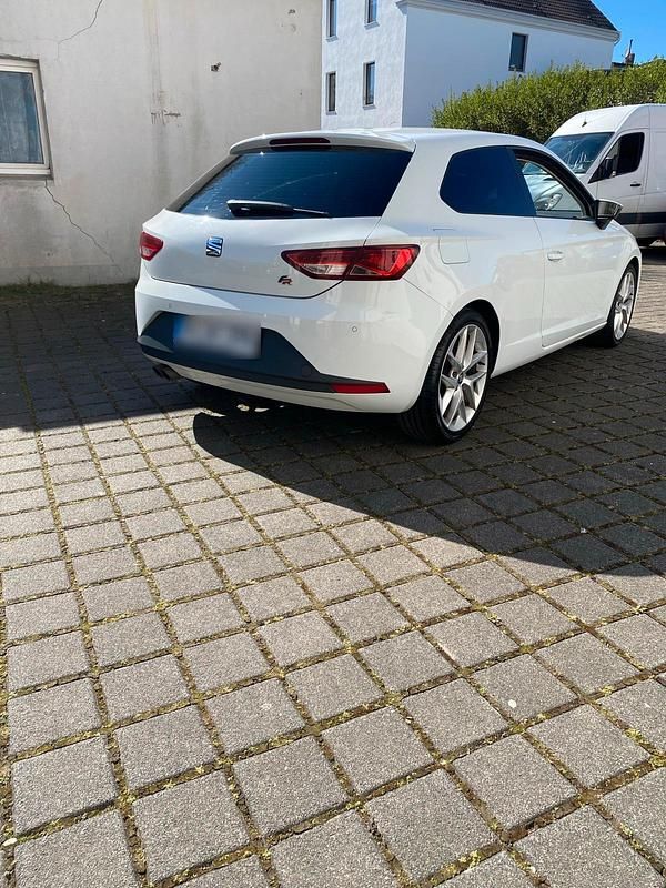 Gebraucht Seat Leon FR 150 PS (110 kW) 2015 Weiß Kleinwagen
