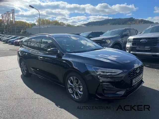 Gebraucht Ford Focus ST-Line X 155 PS (114 kW) 2025 Metallic) (grau Kombi