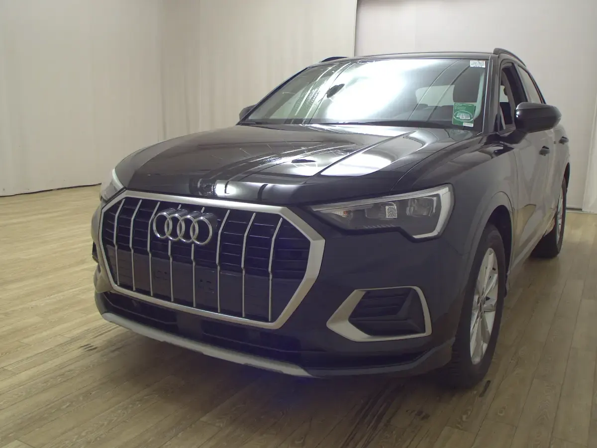 Gebraucht Audi Q3 Advanced 150 PS (110 kW) 2023 Schwarz SUV