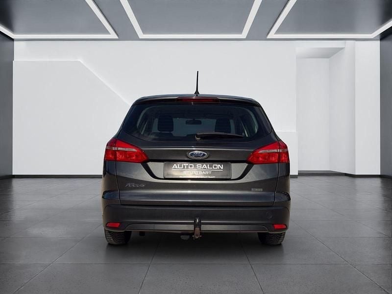 Usado Ford Focus Trend 125 HP (91 kW) 2017 Cinzento Carrinha