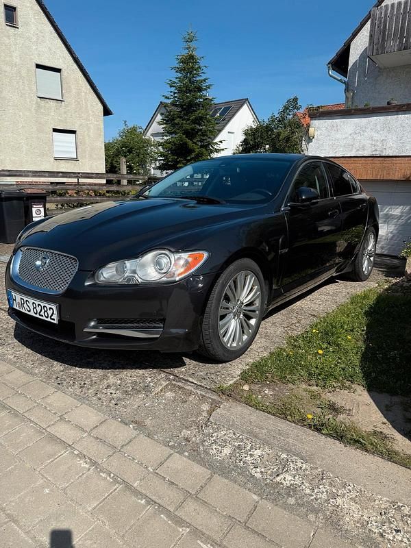 Andere farben Gebraucht 2010 Jaguar XF Limousine | 6.850 € (Fairer Preis) - Bild 1/4