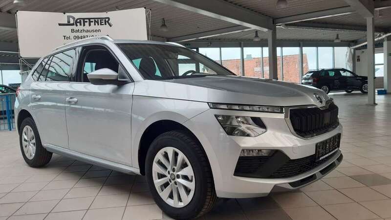 Silber Gebraucht 2025 Skoda Kamiq SUV | 27.490 € (Etwas zu teuer) - Bild 1/4