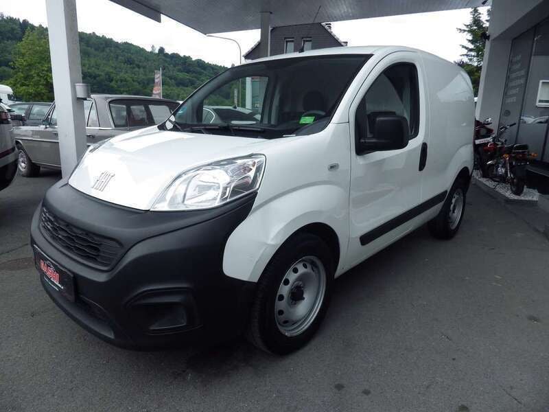 Colore esterno (weiß) Gebraucht 2023 Fiat Fiorino Basis Van / Kleinbus | 9.950 € (Superpreis) - Bild 1/4