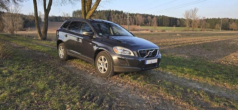 Gebraucht Volvo XC60 Summum 215 PS (158 kW) 2012 Grau SUV