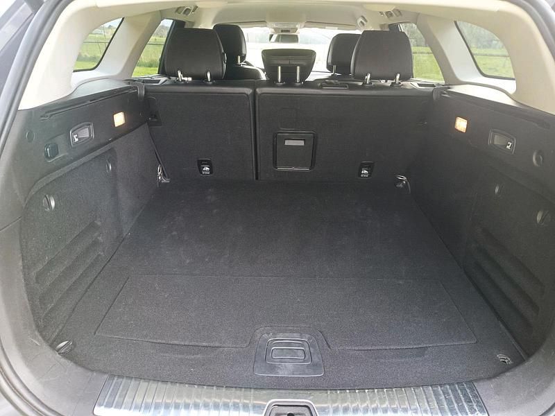 Gebraucht Renault Talisman 160 PS (117 kW) 2019 Silber Kombi