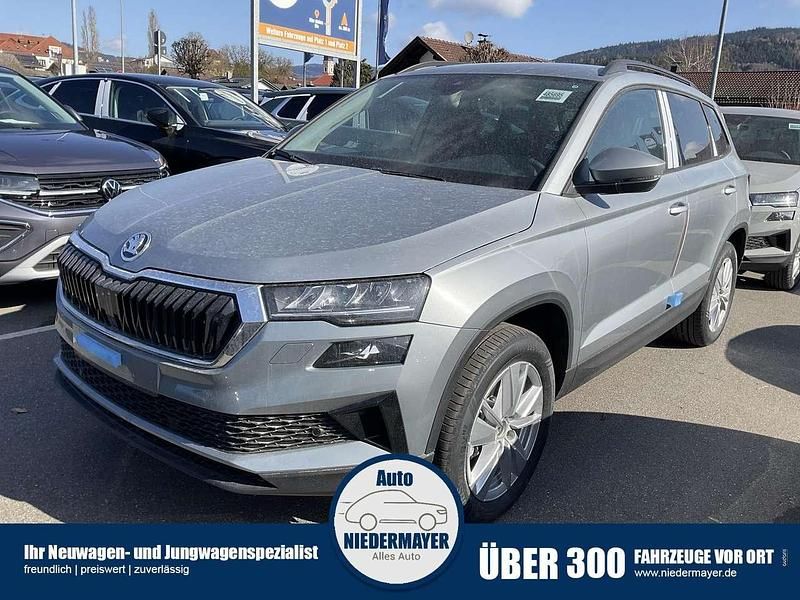 Neu Skoda Karoq Selection 150 PS (110 kW) 2026 Smokey diamond silver metallic SUV