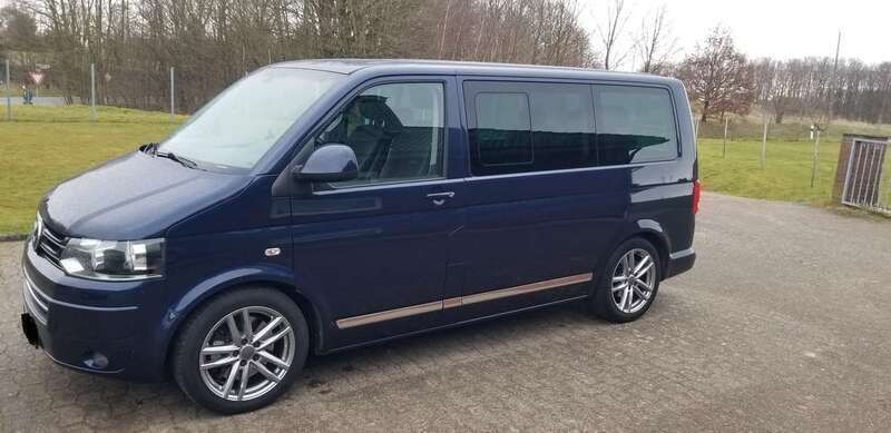 Blau Gebraucht 2010 VW T5 Comfortline Van | 24.000 € (Teuer) - Bild 1/4
