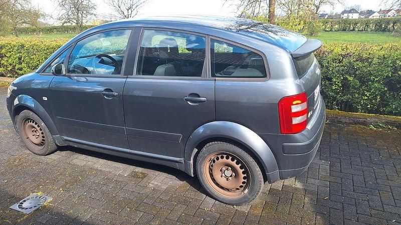 Gebraucht Audi A2 75 PS (55 kW) 2003 Grau Kleinwagen