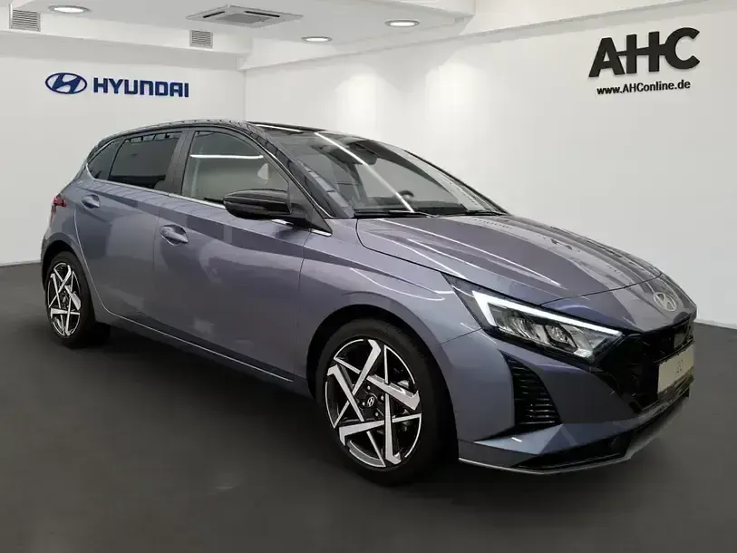 Neu Hyundai i20 Prime 101 PS (74 kW) 2025 Blau meta blue Limousine