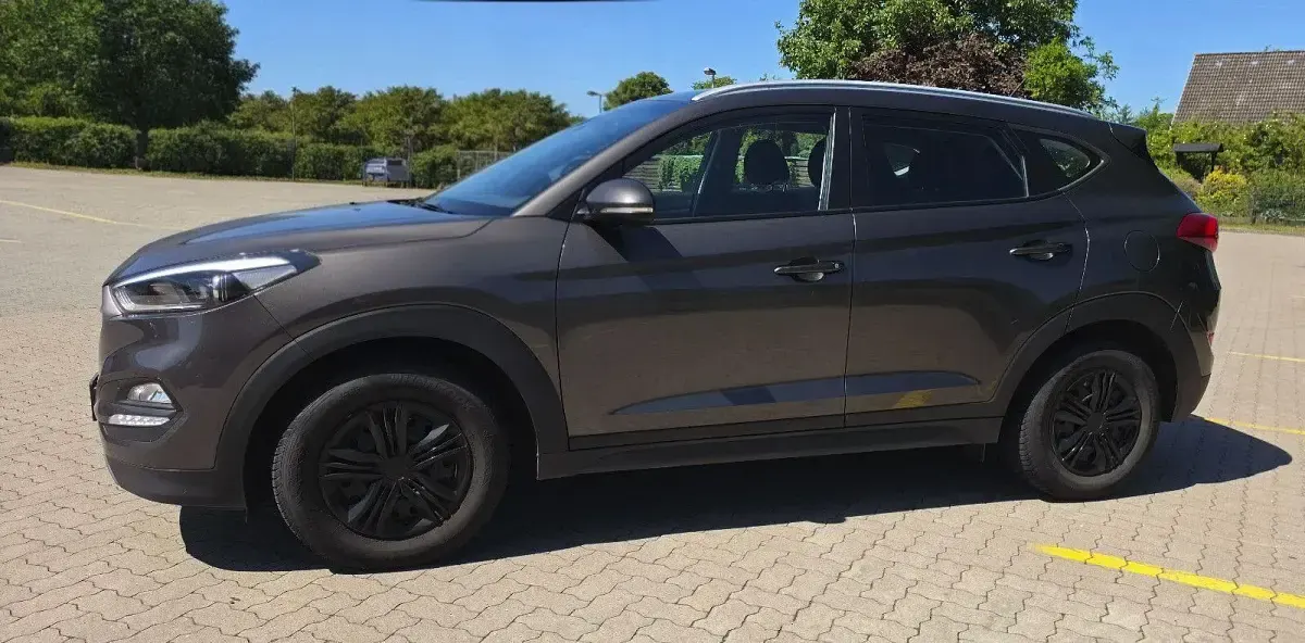 Gebraucht Hyundai Tucson 141 PS (103 kW) 2017 Grau SUV