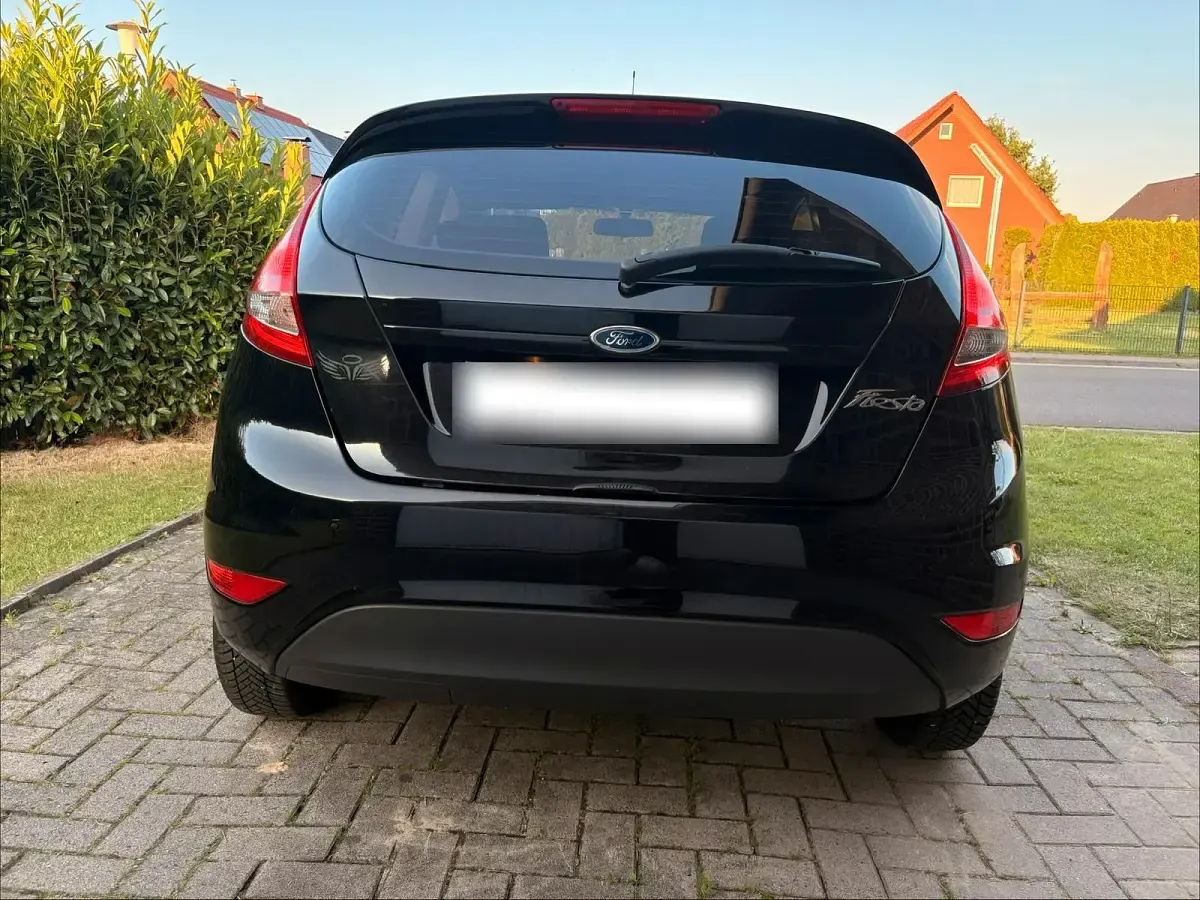 Gebraucht Ford Fiesta 65 PS (47 kW) 2009 Schwarz Kleinwagen