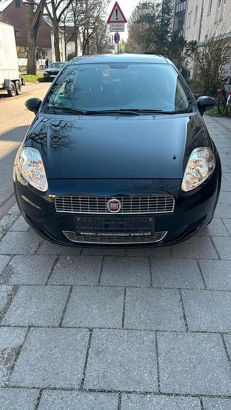 Gebraucht Fiat Punto 65 PS (47 kW) 2009 Schwarz Kleinwagen