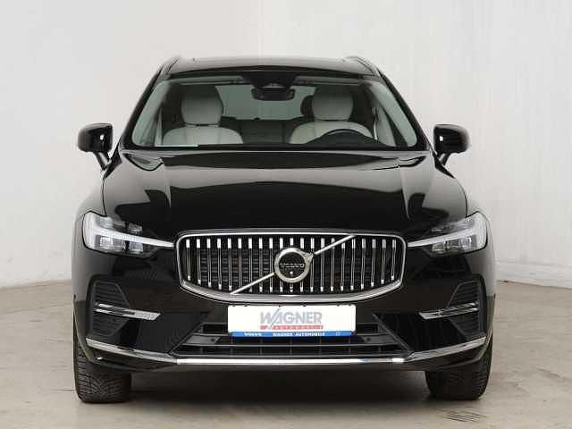 Gebraucht Volvo XC60 Plus 197 PS (144 kW) 2023 Schwarz SUV