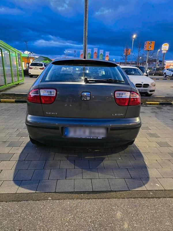 Gebraucht Seat Leon 2002 Grau Kleinwagen